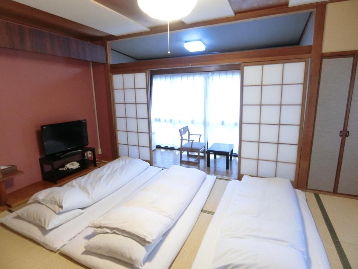 Nogami Honkan Beppu Pokoj fotografie